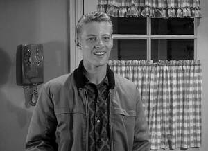 June Cleaver Eddie Porn - Ken Osmond, 'Leave It to Beaver's' Eddie Haskell, Dies @ 76