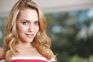 34ctits Short Hair - Explicit Spotlight Showcase Mia Malkova