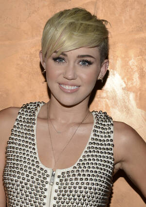 Miley Cyrus Cowgirl Porn - Miley Cyrus - IMDb