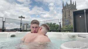 hottub - Hot Tub Fuck - Gay Porn HD Online