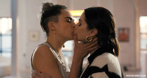 Celebrity Leaked Lesbian - Celebrity lesbian pics & vids at NuCelebs.com