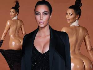 kim kardashian pregnant nude - Kim Kardashian is 'planning another nude shoot when she gets pregnant' -  Mirror Online