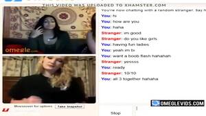 Lesbian Omegle Porn - Lesbian Couple Have Fun Time On Omegle - EPORNER