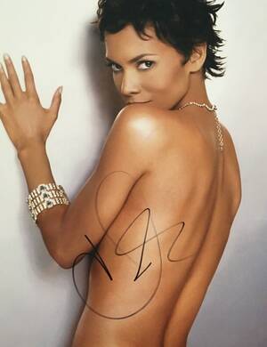 Halle Berry Porn Star - Halle Berry Sexy Topless Covered Signed 8x10 Autographed Photo COA Catwomen  E2 | eBay