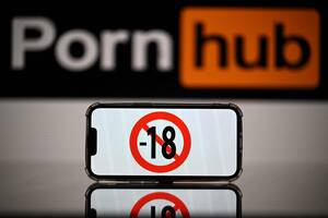 Hub Porn - Pornhub owner to pay $1.8M and accept independent monitor to resolve sex  trafficking-related charge | KTSM 9 News