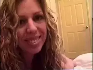 Mommy Elke Porn - Mommy Elke Bedtime Handjob Free HD Porn - Bingato