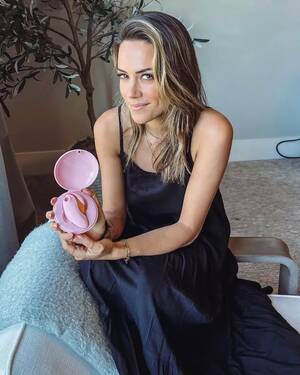 Jana Kramer Fucking - One Tree Hill's Jana Kramer ditches bra to pose with sex toy to 'spice  things up' - Daily Star
