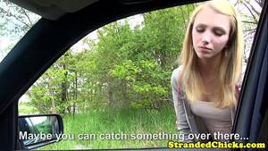 Hitchhiker Coed Porn - Young hitchhiker pays ride with her pussy - XVIDEOS.COM