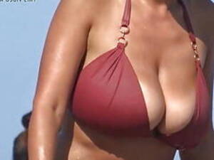 34dd natural tits beach - 34dd Natural Tits Beach | Sex Pictures Pass