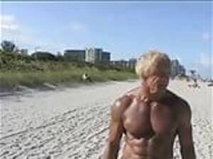 70 Year Old Porn Beach - 70 Year Old Bodybuilder On Nude Beach : XXXBunker.com Porn Tube