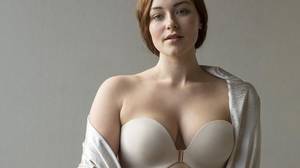 Assassins Creed Pornhub - Evelyn & Bobbie, US