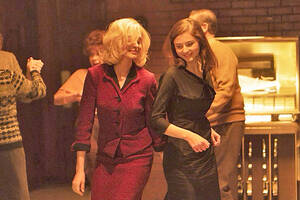 Anne Hathaway Lesbian Porn - LOOK: Anne Hathaway's Lesbian Drama 'Eileen' Reveals Haunting Poster,  Trailer - BLTai