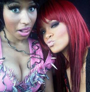 nicki minaj fully naked lesbians - Nicki Minaj Spills On Lesbian Relationship With Rihanna