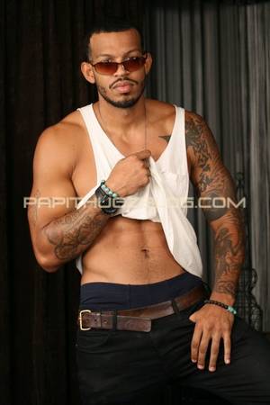 Mike Mann Porn Star - Mike Mann hugely hung black gay porn star in hot threesome
