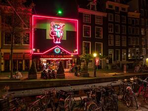Amsterdam After Hours Sex Party - The Best Amsterdam Sex Shows, Strip Clubs, and Sex Clubs