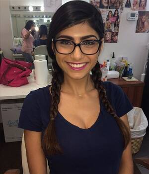 Lebanese Porn Actresses - Lebanese Porn Star Mia Khalifa's Rise Divides Her Home Country