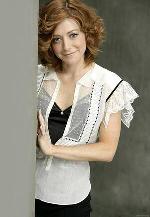 Cute Alyson Hannigan Porn - Alyson Hannigan : r/ActressNewAndOld