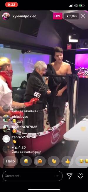 live nude dating - Naked Dating: Naked Dating Radio Show - Max - ThisVid.com