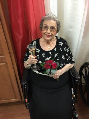 massive tits mature sluts - I AM 85 year old Princess Grandma MaryAnn and I love Redditing. I am  /r/aww's Biggest Fan and I wanted to tell everyone Happy Valentine's Day!  You can AMA! : r/aww