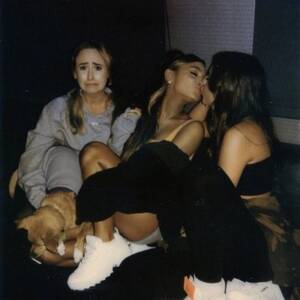 Ariana Grande Nude Lesbian - ariana grande | Ariana grande pictures, Ariana grande photos, Ariana grande  kiss