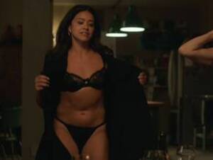 Actress Gina Rodriguez - GINA RODRIGUEZ Nude - AZnude
