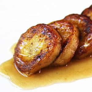 Honey Food Sex - Easy pan fried bananas with vanilla honey drizzle.