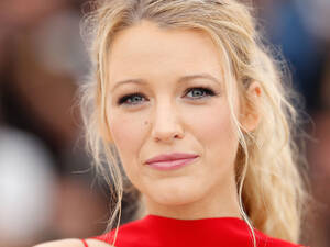 Blake Lively Celebrity Porn - Blake Lively's perfect nude lip combo was just revealed