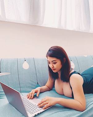 Coder Porn - Doing Some Coding Foto Porno - EPORNER