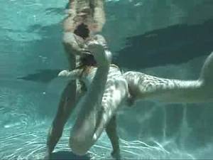 asian girls underwater sucking - 