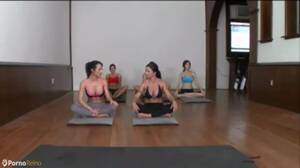 group yoga pants porn - Yoga session turns into group orgy Â» PornoReino.com