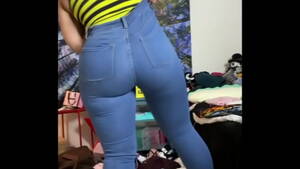 chubby latina pussy in jeans - Fat Ass Latina Nixlynka Clapping In Jeans - XVIDEOS.COM