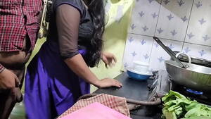 maid handjob mumbai - Indian maid sex video in homemade Mumbai ashu - XNXX.COM
