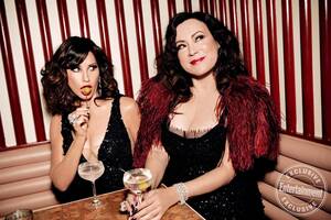 lesbian forces girl to cum - Jennifer Tilly and Gina Gershon revisit their lesbian neo-noir 'Bound'