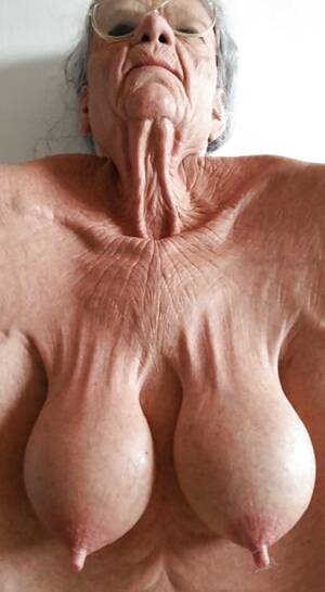 big crinkly nipples - Wrinkled tits - 81 photos