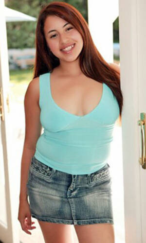 Angel Amor - Angel Amor Video porno di pornostar gratis su Upornia.com