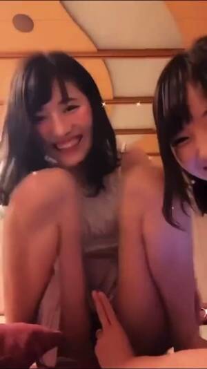 japanese cam girls - Japanese cam girls - video 2 - ThisVid.com em inglÃªs