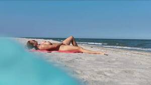 hidden beach masturbating - I caught kinky MILF masturbating on the public beach | AREA51.PORN