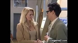 blonde milf anal fisting - Blonde MILF Anal Fucking And Fisting - XNXX.COM