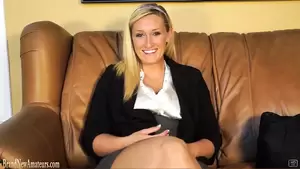 Mature Couch Casting - Pretty amateur does it all on the casting couch | xHamster
