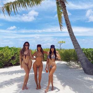 beach nude couples - Kim, Khloe and Kourtney Kardashian Post Bikini Pics From Tahiti
