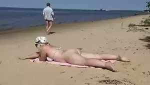 naked milf beach blowjob - Acquaintance a milf- beach blowjob | xHamster