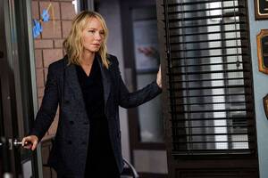 drunk mom threesome - SVU: Kelli Giddish Makes Final Appearance as Detective Amanda Rollins