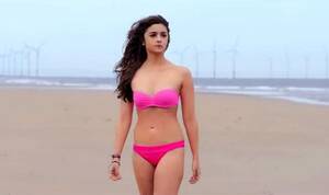 Alia Bhatt Nude Sex - Alia Bhatt: Worked hard for the bikini scene in 'Shaandaar'
