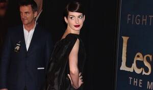 Anne Hathaway Pussy Porn - Meow! Anne Hathaway - FITSNews