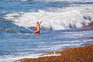 Amateur Hd Beach Nude - 7 nudist beaches near London where you can legally sunbathe without any  clothes on - MyLondon