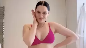 Jessie J Porn - New Mom Jessie J Doesn't Want Her Pre-Baby Body Back