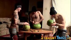Fucking Fruit - Kinky straighty Kenneth Slayer stuffs fruit with cock - XVIDEOS.COM