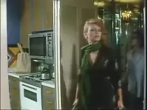 80s Porn Roommates - Roommates (1981) | xHamster