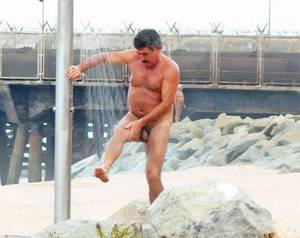 beach shower hd - Dad naked in beach shower