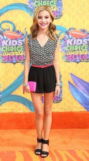 G Hannelius Porn Captions - Genevieve Hannelius - Google Search | Cute outfits, Young models, Mini  skirts